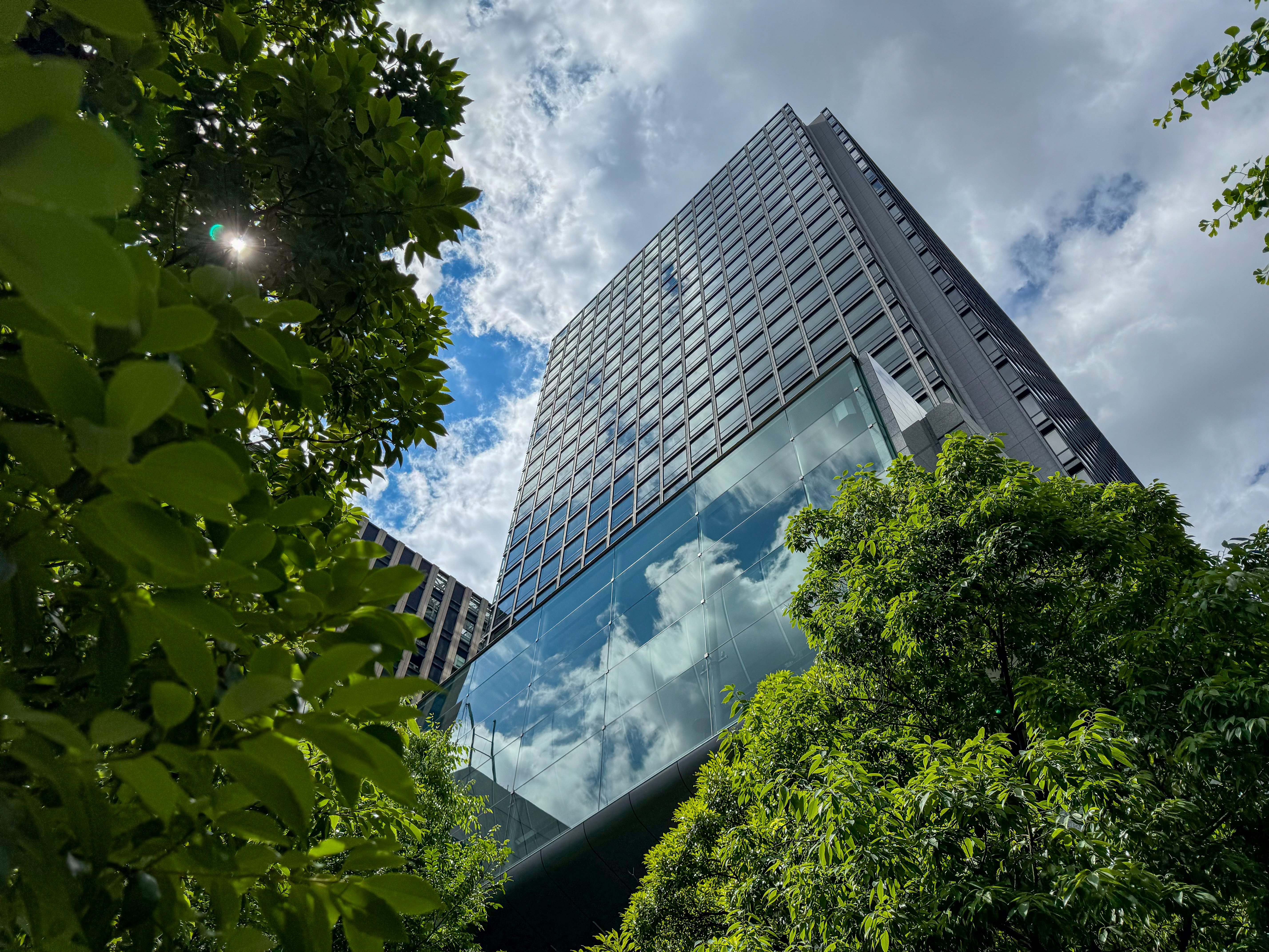 Office_Building_In_The_City_original_2583416
